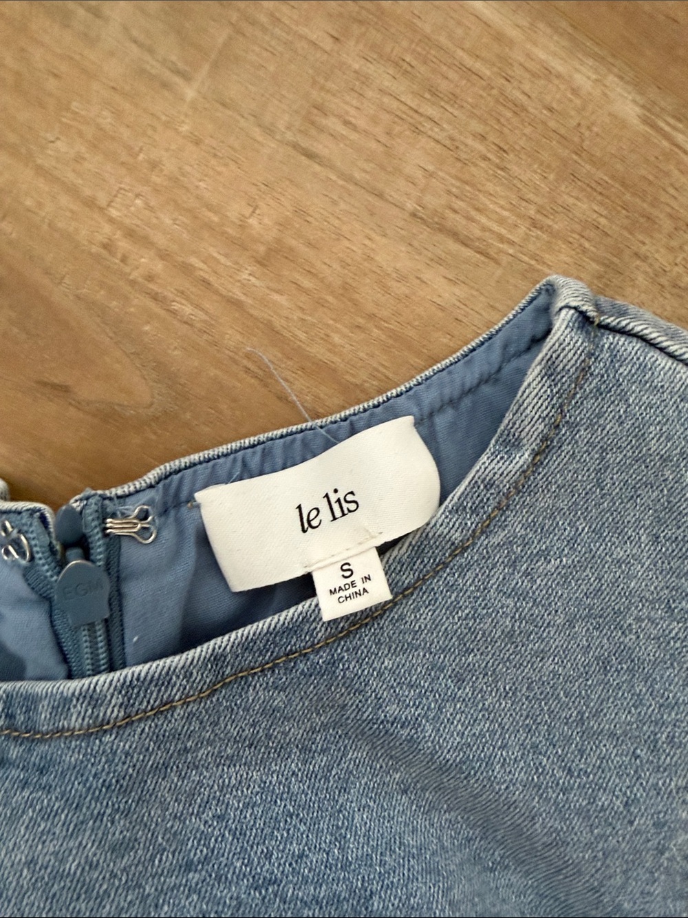 Le Lis - Denim mini dress - Picture 2 of 3